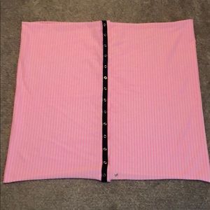 Lululemon hot pink/white shivasana scarf